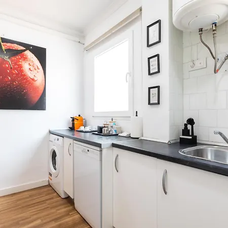 Mestalla River דירה