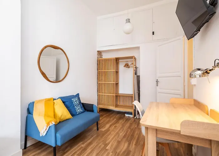 Mestalla River Apartman *